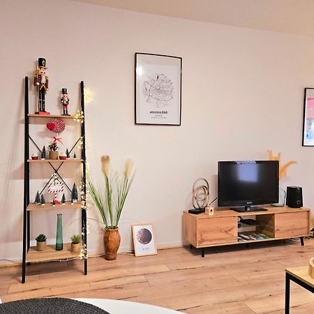 Appartement Cosy Proche Gare - Fibre Optique Et Parking Angoulême Exterior foto